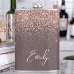 Terracotta Rose Gold Blush Pink Glitzer Monogram Flachmann<br><div class="desc">Terracotta und Rose Gold - Rosa Sparkle Glitzer gebürstetes Metal Monogram Name und Initial Party Flask. Das macht den perfekten 16 Geburtstag,  Hochzeit,  Brautparty,  Jubiläum,  Babydusche oder Junggeselinnen-Abschied Geschenk für jemanden,  der Lieben glamourösen Luxus und schicke Stile.</div>