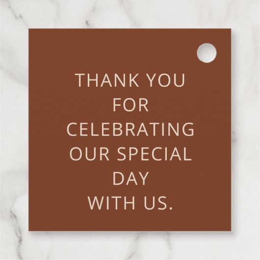 Terracotta Rustic Boho Moderne Hochzeit Geschenkanhänger (Rückseite)