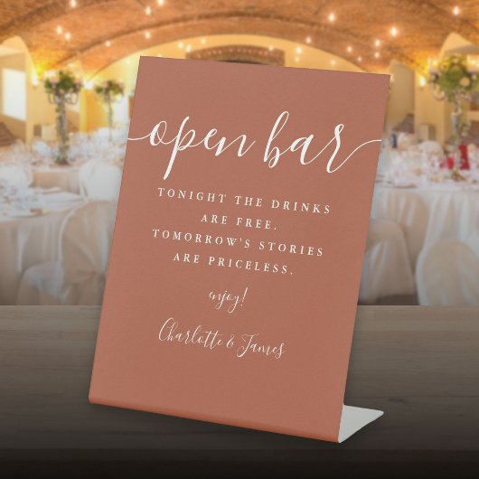 Terracotta Signature Script Open Bar Sockelschild