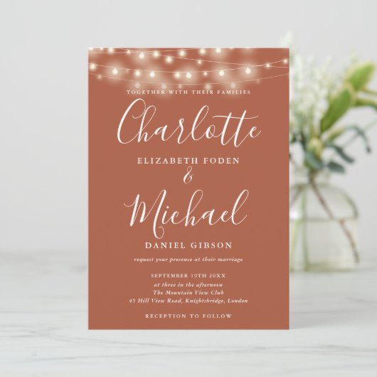 Terracotta String Lights Script Foto Wedding Einladung (Stehend Vorderseite)