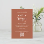 Terracotta Typografie Script Foto QR Code Wedding Einladung (Stehend Vorderseite)