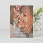 Terracotta Wedding 2 Foto Elegantes Script Save The Date (Stehend Vorderseite)