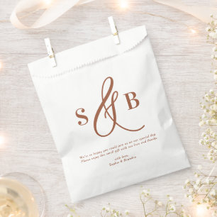 Terracotta Whimsical Calligraphy Wedgram Geschenktütchen