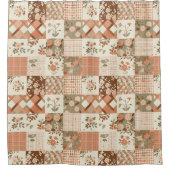 Terrakotta Beige Patchwork-Quilt Rustikale Blumenm Duschvorhang (Vorderseite)