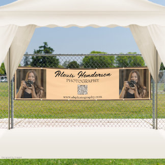 Terrakotta- und schwarzes Schrift-QR-Code-Minimali Banner