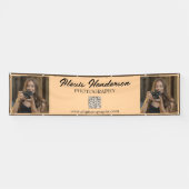 Terrakotta- und schwarzes Schrift-QR-Code-Minimali Banner (Horizontal)