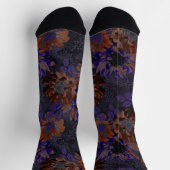Terrakotta, violette Blumen auf samtig grau Socken (Oben)