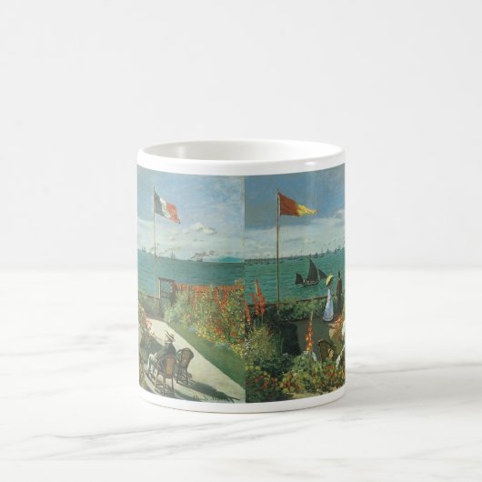 Terrasse am Meer von Claude Monet Kaffeetasse (Mittel)