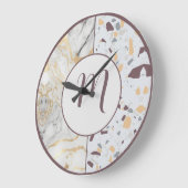 Terrazzo-Marble Custom Initial Große Wanduhr (Winkel)