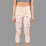 Terrazzo Modernes Abstraktes Terracotta auf dem Mo Capri Leggings<br><div class="desc">Das moderne,  abstrakte Terrazzo-Interieur vereint die Terakotafarben und schafft ein stilvolles und auffälliges Design. Sie sind ideal zum Tragen im Fitnessraum,  zum Laufen oder sogar zum Ankleiden für einen Abend. Sie sind vielseitig und für jeden Anlass geeignet.</div>