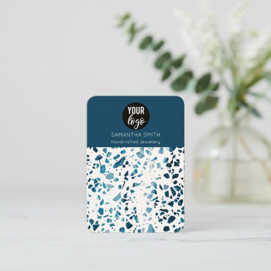 Terrazzo Mosaic Blue Necklace Display Card Visitenkarte (Stehend Vorderseite)