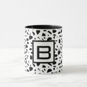 Terrazzo Schwarz-weiß Monogramm Tasse (Zentrum)