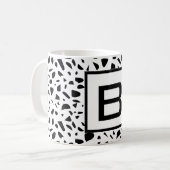Terrazzo Schwarz-weißes Pflaster Monogramm, initia Kaffeetasse (Vorderseite Links)