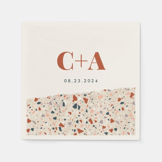 Terrazzo Slab Wedding Monogram und Date Serviette (Vorderseite)