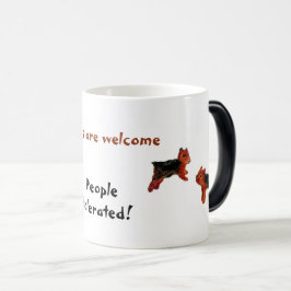 Terrier Hunde sind willkommene Funny Verwandlungstasse