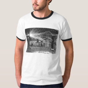 Tesla an seinem Colorado- SpringsLabrador, 1899 T-Shirt
