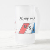 Tesla vorbildliches S scripted auf einem Mattglas Bierglas (VorderseiteRechts)