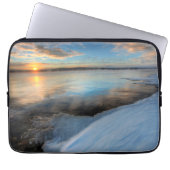 Teslin Lake Nach einem Sturm, Yukon Laptopschutzhülle (Vorderseite)