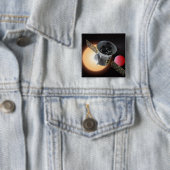 TESS Planet Hunter Spacecraft Button (Beispiel)