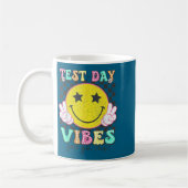 Test Day Vibes You Got This Retro Groovy Testing D Kaffeetasse (Links)