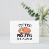 Tested positiv for laziness Sloth Postkarte (Stehend Vorderseite)