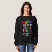 Testen Sie den Testlehrer am Testtag. Sweatshirt (Vorne ganz)