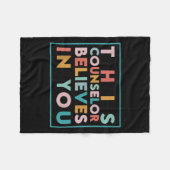 Testing Day Motivational This Counselor Believes I Fleecedecke (Vorderseite (Horizontal))