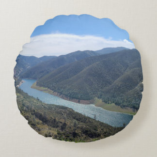 testing the hard stuff rundes kissen