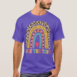 Testtag des Testläufers für den Regenbogenlehrer T-Shirt