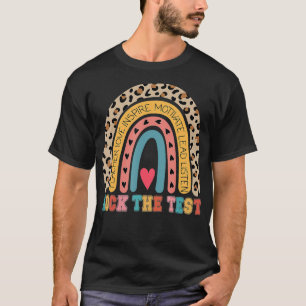 Testtag des Testläufers für den Regenbogenlehrer T-Shirt
