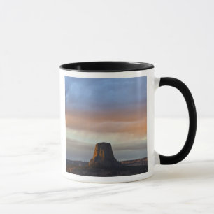 Teufelsturm National Monument, Sturm bei Sonnenunt Tasse