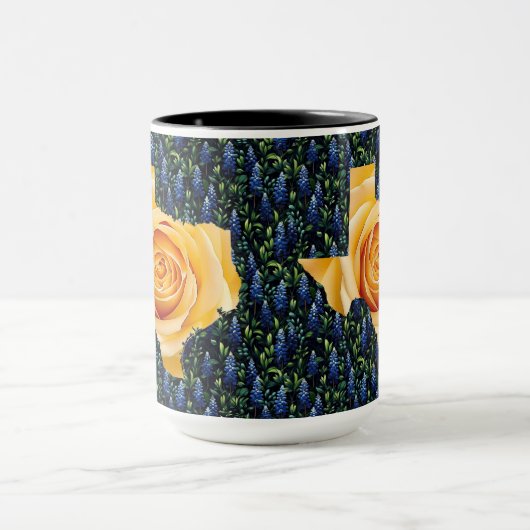 Texas Bluebonnets & Yellow Rose Tasse (Zentrum)