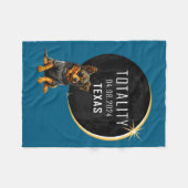 Texas Total Solar Eclipse Hund Illustration Fleecedecke (Vorderseite (Horizontal))