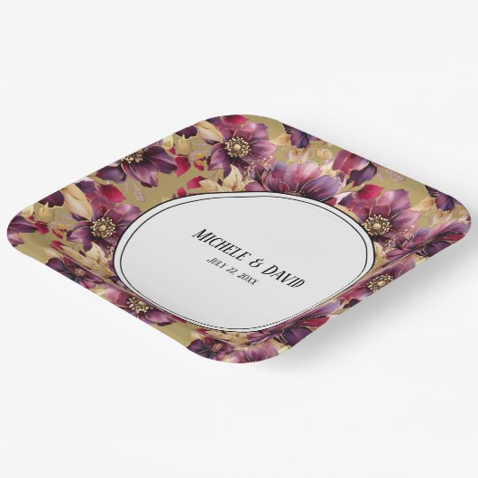 Text auf der Seite "Gold Burgundy Floral" Pappteller (Gewinkelt)