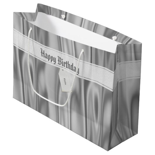 Text: Elegant Happy Birthday Silver Satin Große Geschenktüte (Vorderseite Schrägansicht)