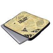 Text in Zeitungen mit altem Papier Laptopschutzhülle (Vorne Knopf)