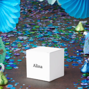 Text löschen und eigenes Design hinzufügen Klassis Geschenkschachtel