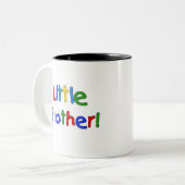Text mit Primärfarben Little Brother Zweifarbige Tasse (Vorderseite Links)