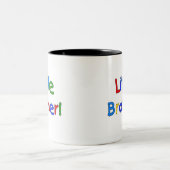 Text mit Primärfarben Little Brother Zweifarbige Tasse (Mittel)