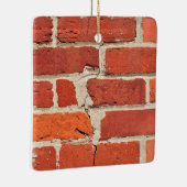 Textierte und gerissene rote Ziegelmauer Keramikornament (Rechts)