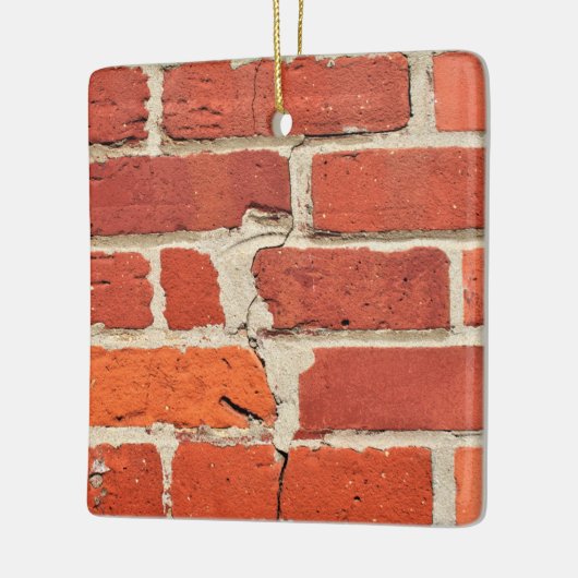 Textierte und gerissene rote Ziegelmauer Keramikornament (Links)