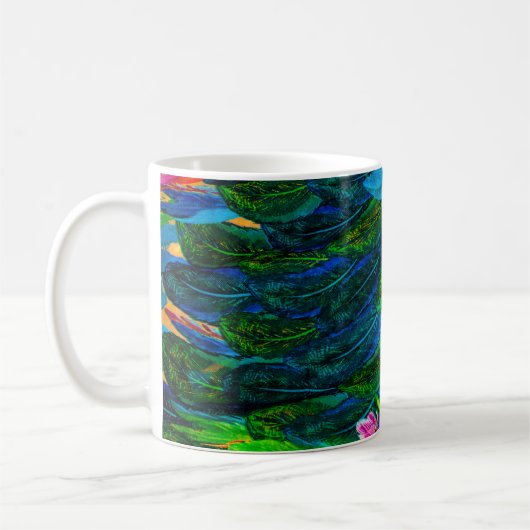 Textur aus Seidengewebe. hintergrund. farbenfrohe Kaffeetasse (Links)