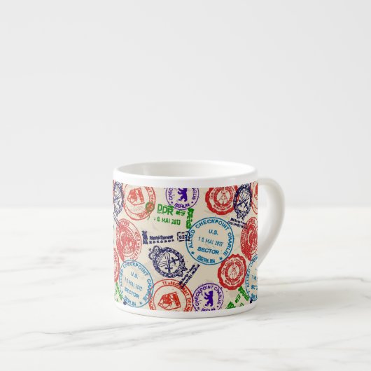 Textur mit echten Briefmarken. Espressotasse (Vorderseite Rechts)