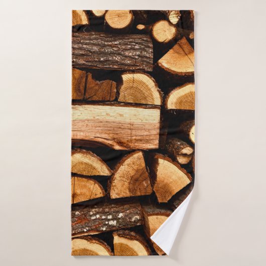 Textur. Pile aus gehacktem Brennholz, Winter Badehandtuch (Badehandtuch)