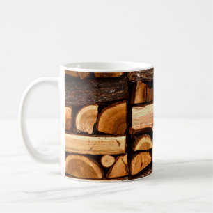 Textur. Pile aus gehacktem Brennholz, Winter Kaffeetasse