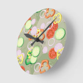 Texture With Slices Of Vegetables Runde Wanduhr (Winkel)