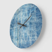 Textured Blue Denim Nah-Up Große Wanduhr (Winkel)