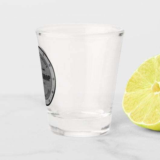 Textured Effect Shop Werkstatt Shed Man Höhle Schnapsglas (Rechts)