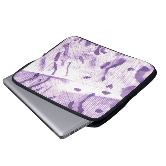 Texturiert von Tieren. Lavendelbahn. L Laptopschutzhülle (Vorne Knopf)