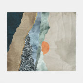 Texturierte Bergschichten mit Sonnenuntergang Fleecedecke (Vorderseite (Horizontal))